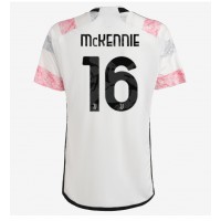 Juventus Weston McKennie #16 Bortatröja 2023-24 Korta ärmar